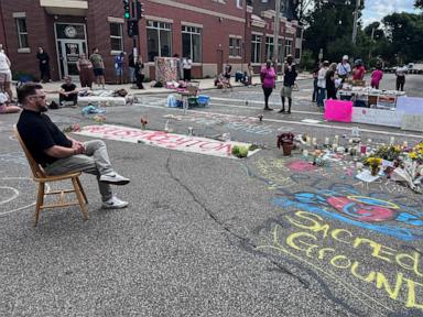 Source-feed image associated with Wisconsin governor calls for transparency after Madison officer fatally shoots man with knife