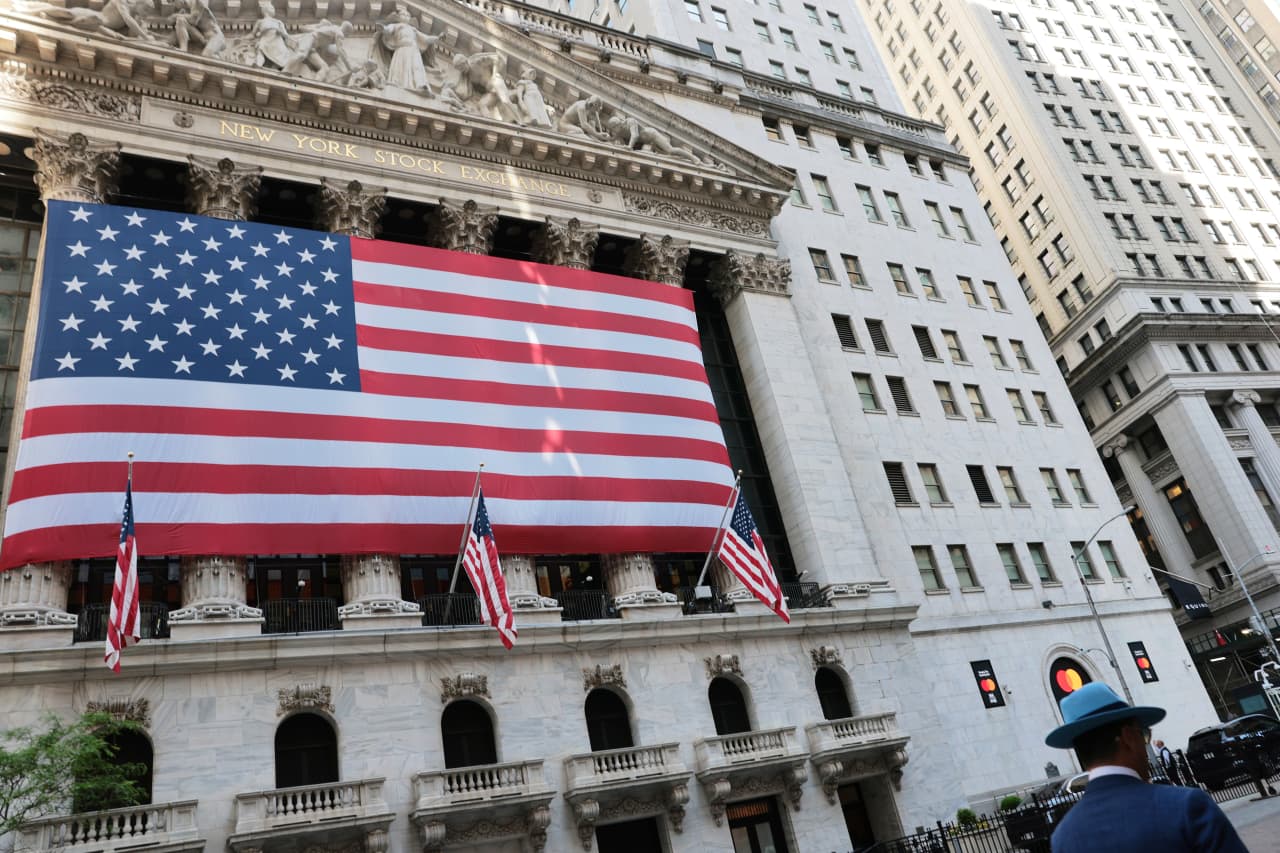 Source-feed image associated with U.S. stock futures mixed, oil prices surge as new attacks threaten the cease-fire with Iran