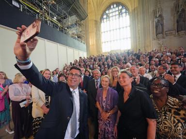 Source-feed image associated with Andy Burnham distanced himself from UK Prime Minister Starmer, but may be stuck with his policies