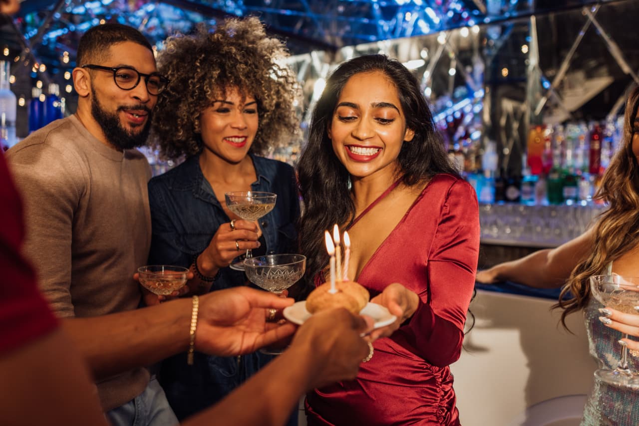 Source-feed image associated with My friend is charging everyone $80 to attend her 30th birthday party. She says it’s to cover the open bar. Is it rude to not go?