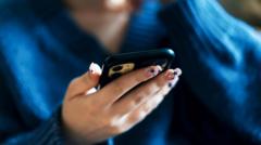 Source-feed image associated with Midnight social media curfew proposed for UK teens aged 16 and 17