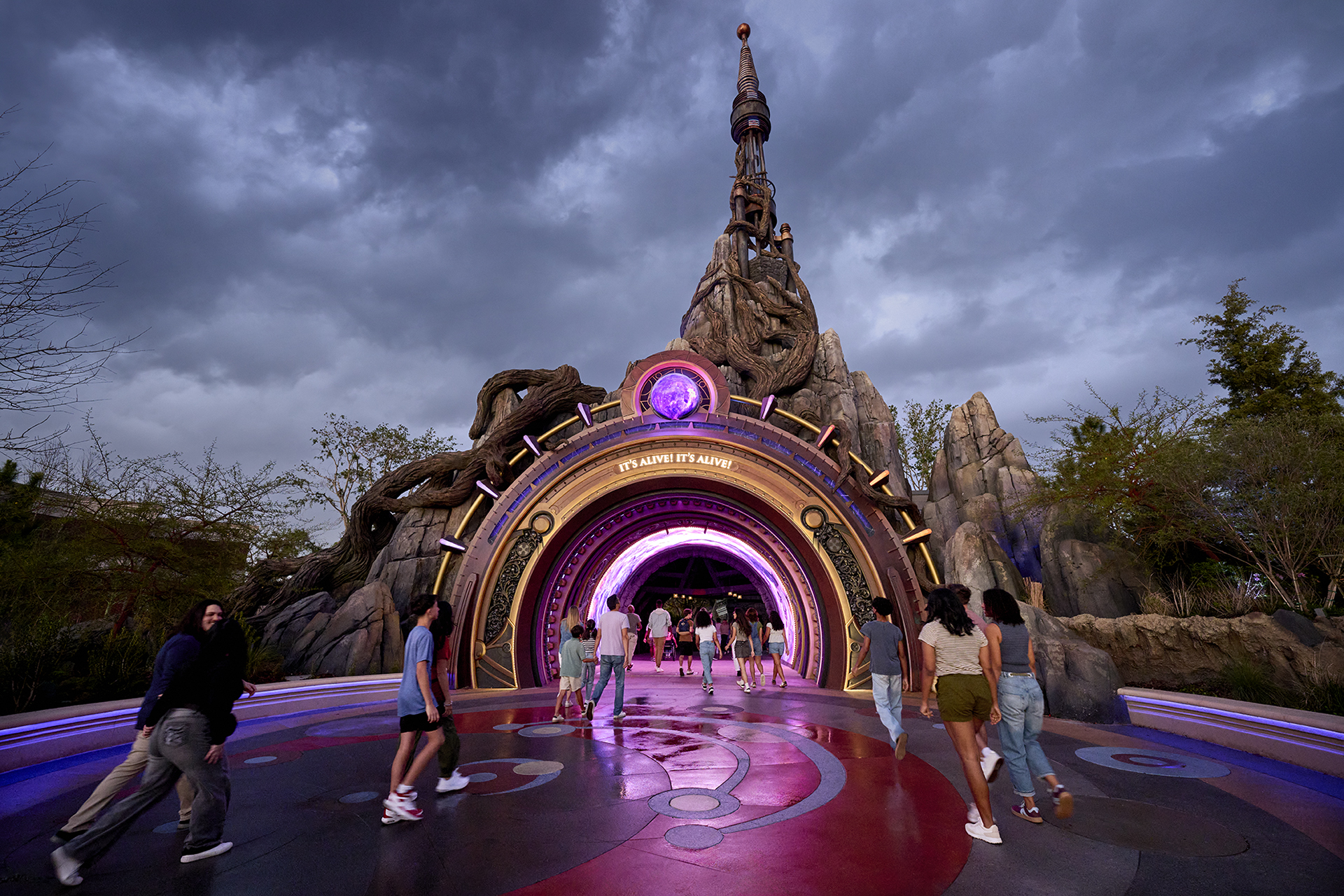 Source-feed image associated with How Universal’s Epic Universe Park Still Drives Innovation With Drone Dragons, Power Bands and Wizardly Wands as It Celebrates Its First Anniversary