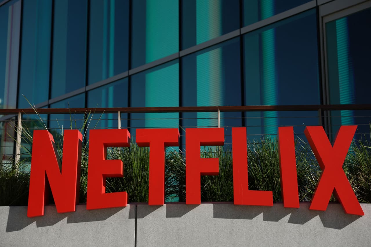 Source-feed image associated with Netflix is spending big money on sports. Is the company making the right bets?