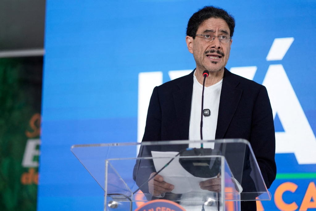 Source-feed image associated with Progressive candidate concedes Colombian presidential election to outsider endorsed by Trump
