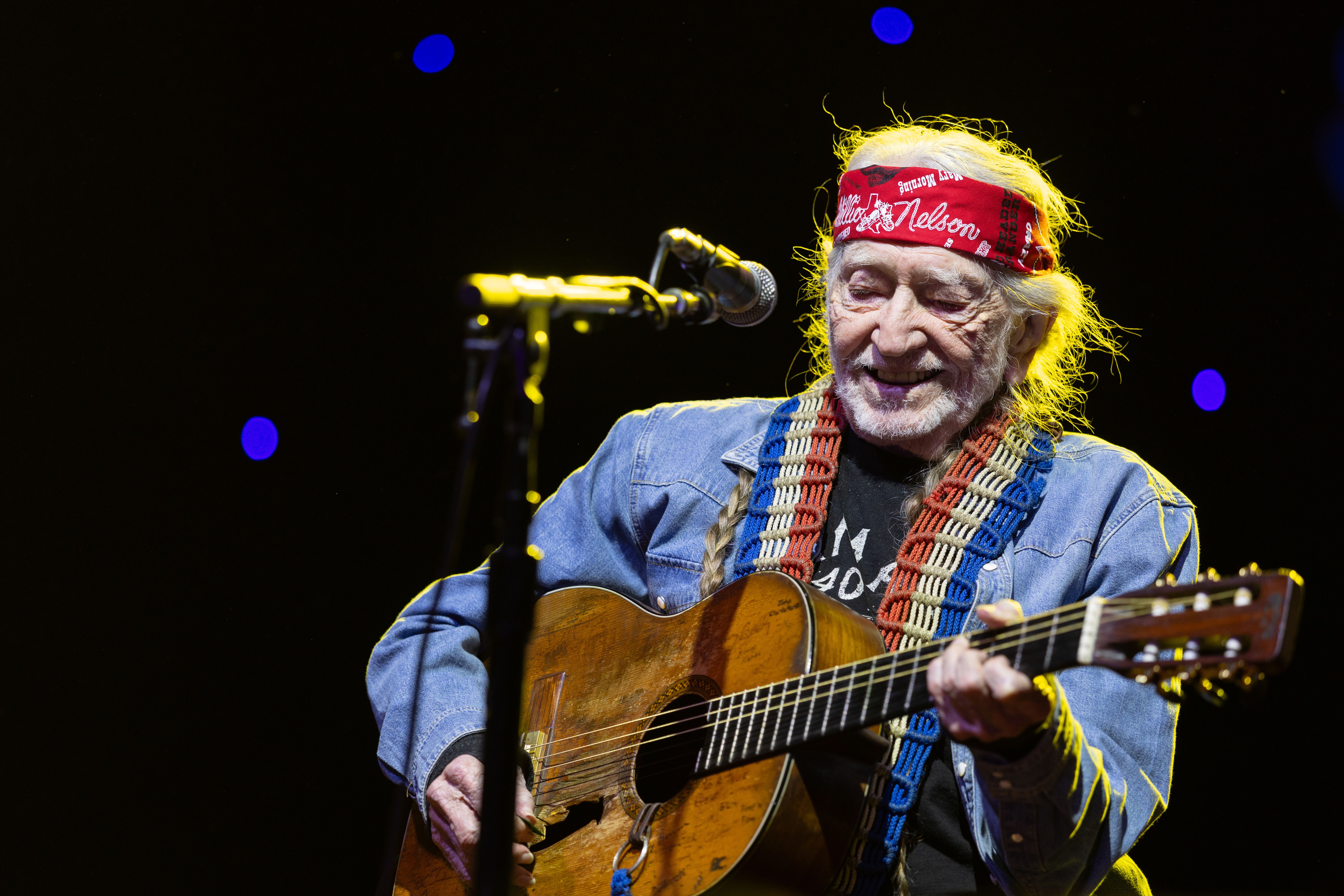 Source-feed image associated with Willie Nelson: Data Centers Suck