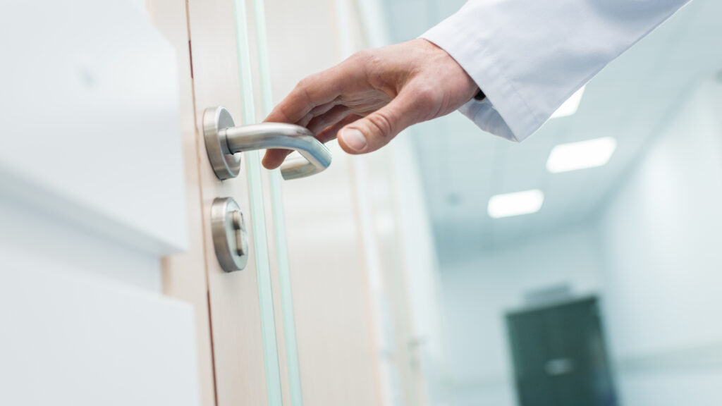 Source-feed image associated with Opinion: The quiet joy of being an oncologist