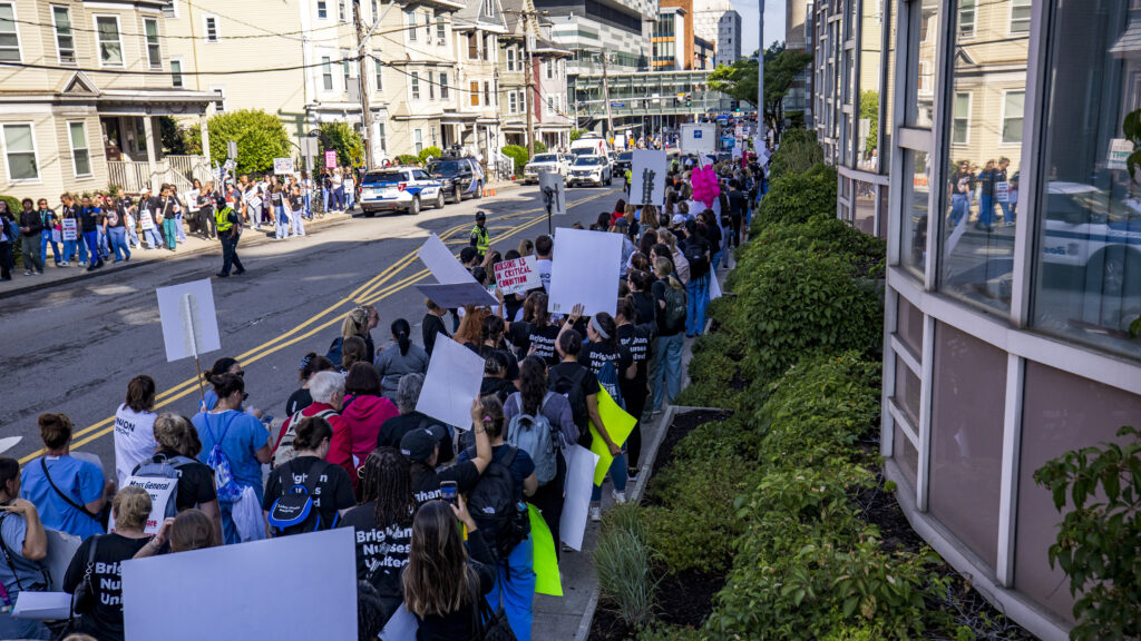 Source-feed image associated with STAT+: Mass General Brigham, nurses called to talk at State House amid biggest nursing strike in Mass.