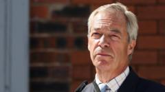 Source-feed image associated with Farage vows to ban foreign nationals from social housing