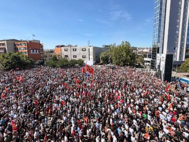 Image from linked report: Protests against war crimes verdicts add pressure on Kosovo's government