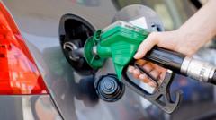 Source-feed image associated with Oil price dives as US and Iran pause attacks
