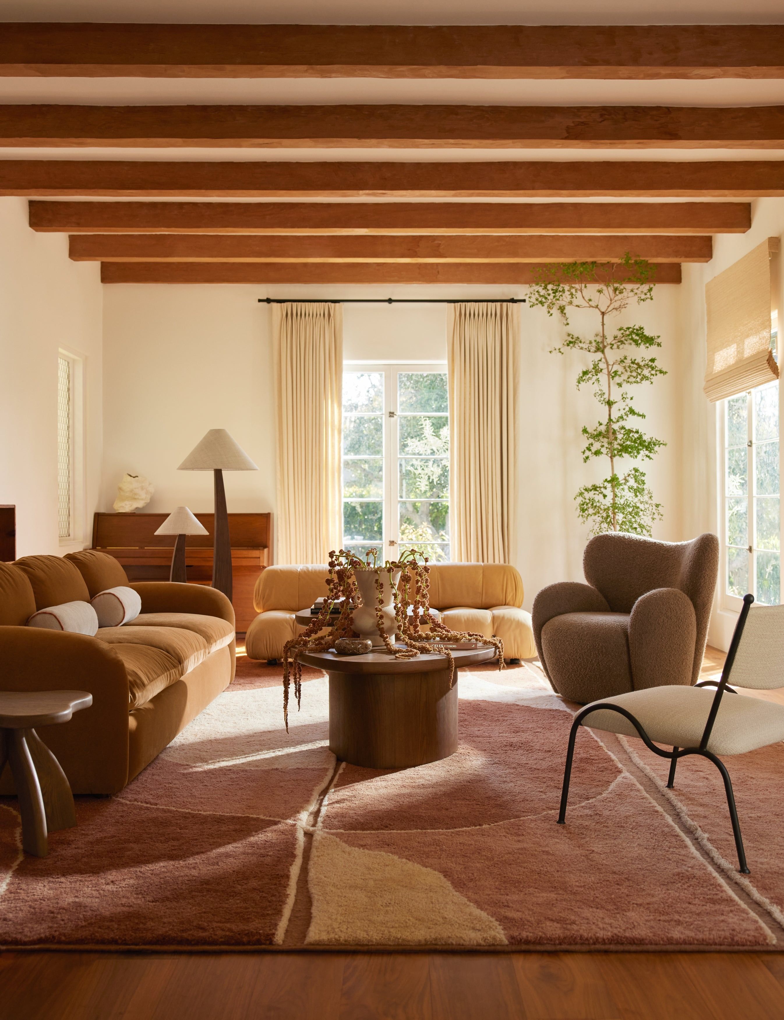 Source-feed image associated with Vogue’s Guide to the 30+ Best Online Furniture Stores