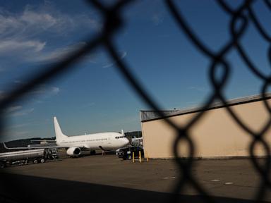 Source-feed image associated with Appeals court rejects swift deportation of immigrants to third countries