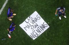 Source-feed image associated with White House defends Argentina team over Falklands banner