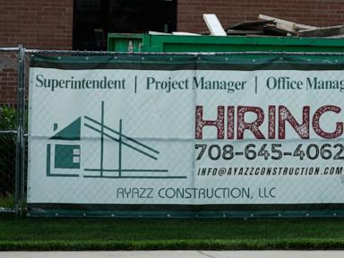Source-feed image associated with US unemployment filings fall to 215K as layoffs remain at historically healthy levels
