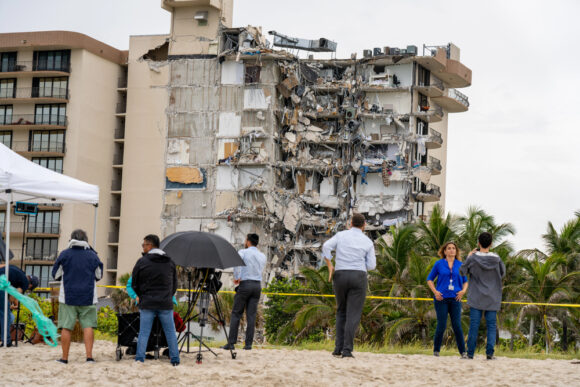 Source-feed image associated with 2,900 Required Condo Inspections Were Never Completed, Florida Report Finds