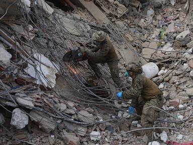 Source-feed image associated with Spotless uniforms, stalled cranes: Inside Venezuela’s faltering quake rescue effort