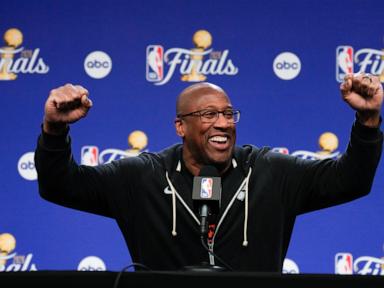 Source-feed image associated with From Ben Stiller to Fat Joe, the Knicks' celebrity fans get to work at NBA Finals practice