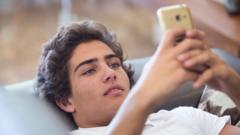 Source-feed image associated with Do you find yourself aimlessly scrolling? You're not alone