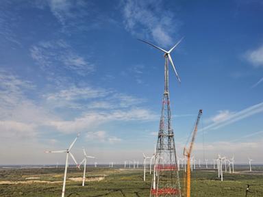 Image from linked report: Wind turbine taller than the Eiffel Tower aims to boost German electricity production