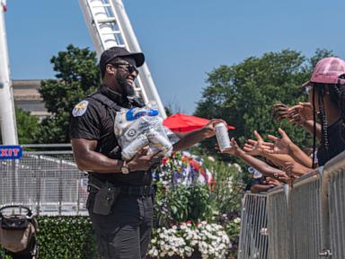 Source-feed image associated with Extraordinary heat in US Northeast arrives to clash with Fourth of July revelry