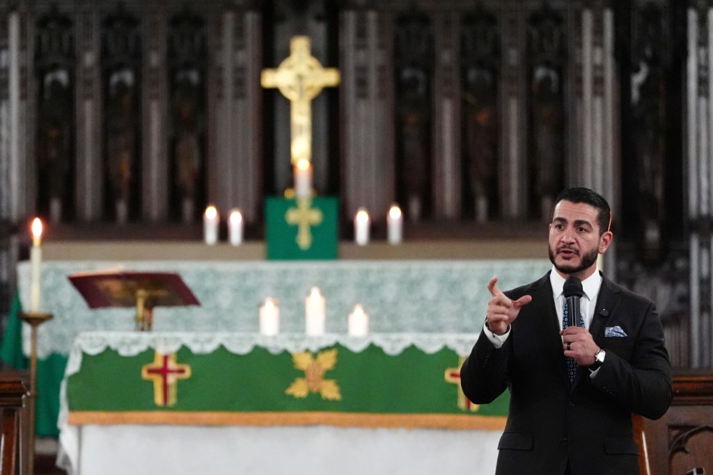 Source-feed image associated with Democrats' future is on the line as El-Sayed and Stevens make final push in Michigan primary