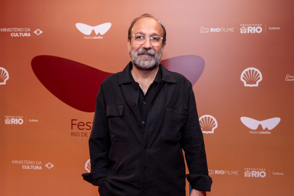 Image from linked report: Asghar Farhadi Says Films Like ‘Argo’ Perpetuate American White Savior Myth: ‘Who Asked You to Come and Save Us?’